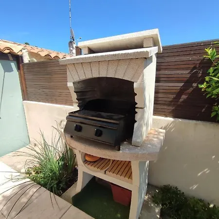 Les Captivantes Ii Jolie 3 Pieces Avec Grande Terrasse Piscine Mt St Martin Cap D'agde Apartment